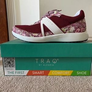 Alegria | Shoes | Traq By Alegria Sneakers | Poshmark